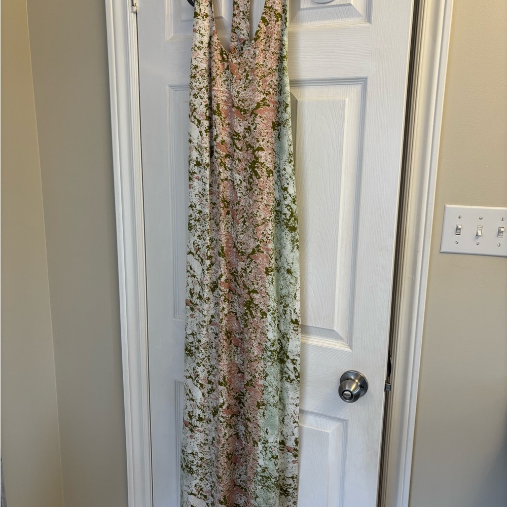 Elegant Silk Maxi Dress MNG
